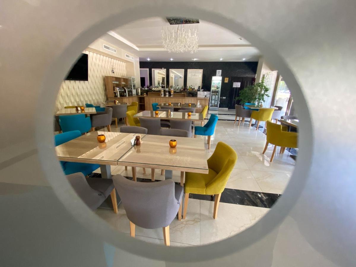 Hotel Nevada Constanta Ngoại thất bức ảnh