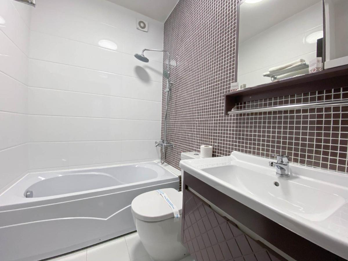 Hotel Nevada Constanta Ngoại thất bức ảnh